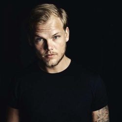 Download Avicii - Sensation St. Petersburg (12-06-2010) Avicii